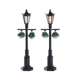 Old English Lamp Post Set of 2 B/O 4.5V Cod. 74231