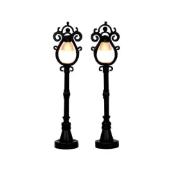 Parisian Street Lamp S/2 B/O 4.5V Cod. 44757